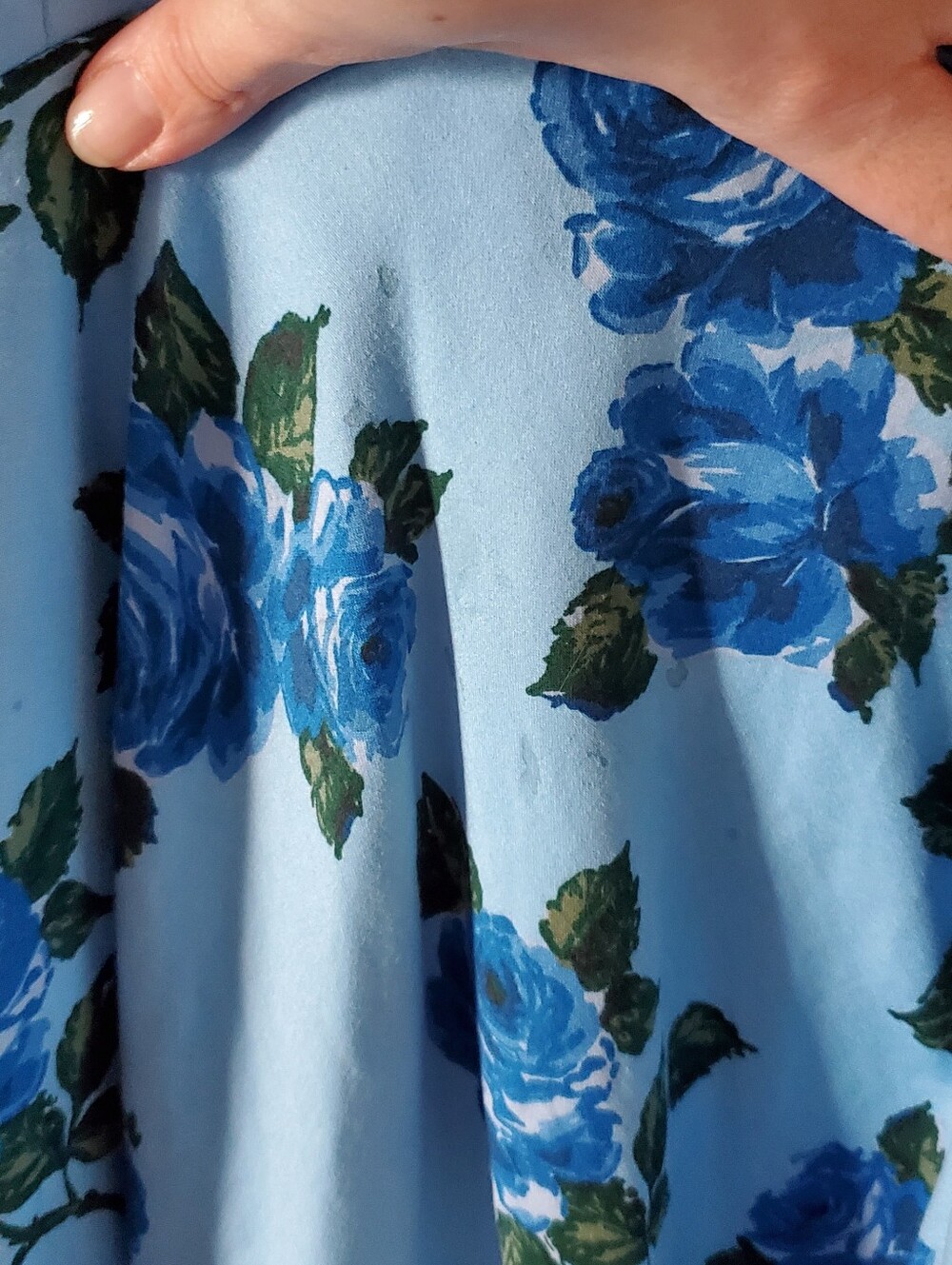 Vixen by Micheline Pitt Sweetheart Swing Dress in Blue Roses, Size 4X - Picture 10 of 12